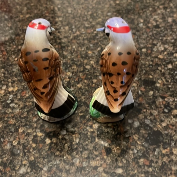 Vintage Enesco Japan Bird Salt & Pepper Shakers - Picture 2 of 7